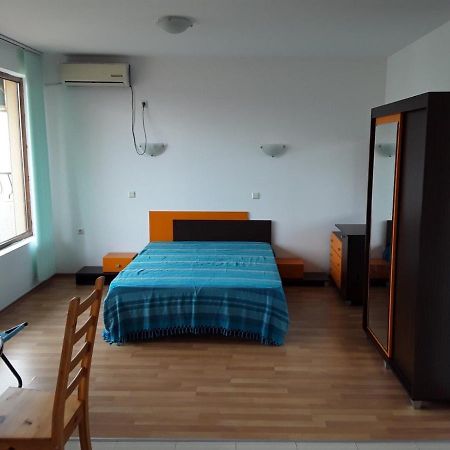 Apartment Comfort 阳光海滩 外观 照片
